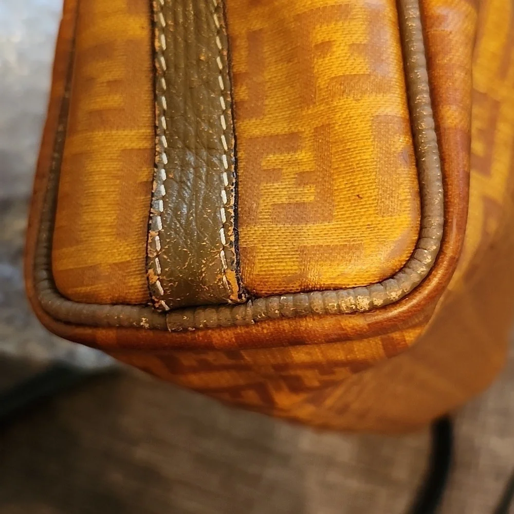 Fendi Zucca Vintage Rare Clutch Pouch W/Leather Trim Strap - Picture 14 of 16